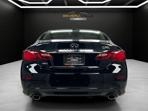 Used 2019 INFINITI Q70 L 5.6 AWD/4WD image 4