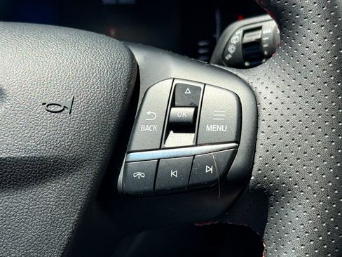 Used 2024 Ford Escape ST-Line AWD/4WD image 25