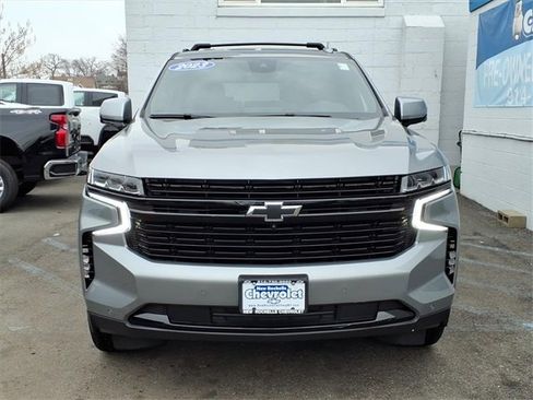 Used 2023 Chevrolet Tahoe RST w/ Luxury Package image 2