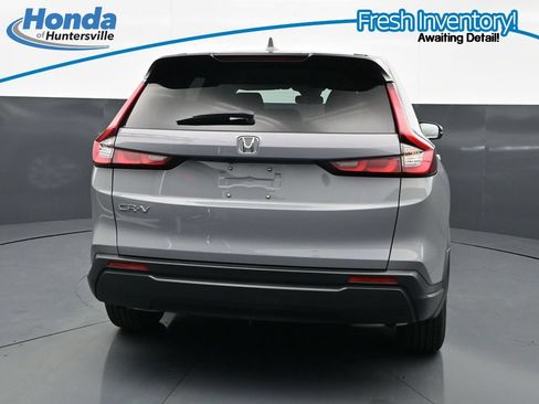 Used 2025 Honda CR-V LX image 8