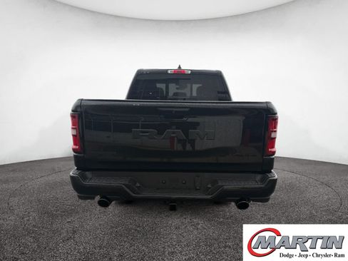 New 2026 RAM 1500 Big Horn AWD/4WD image 6