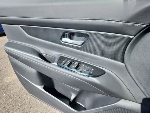 New 2025 Nissan Murano SV image 6