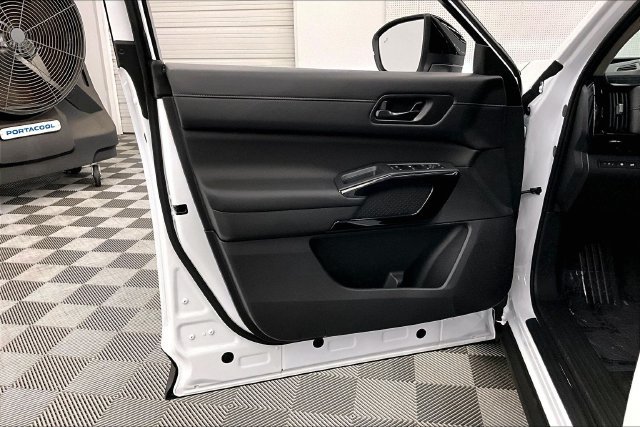 New 2026 Nissan Pathfinder SV FWD image 34