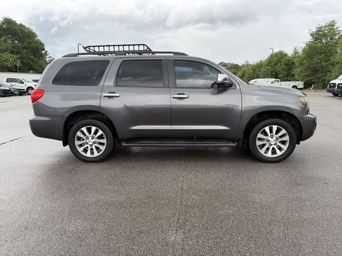 Used 2017 Toyota Sequoia Limited w/ Safety & Convenience Package RWD image 10
