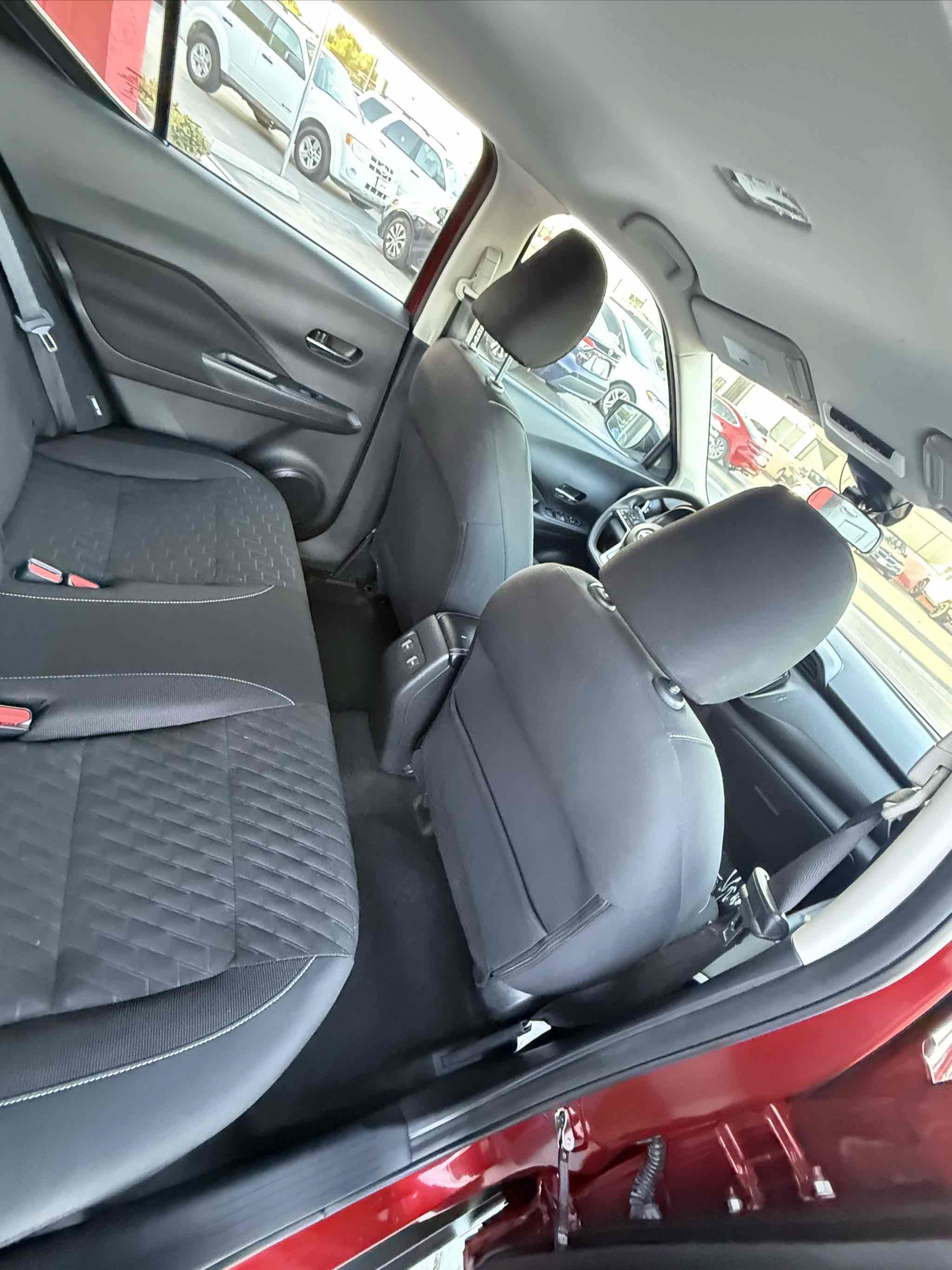 Used 2022 Nissan Kicks SV FWD image 53