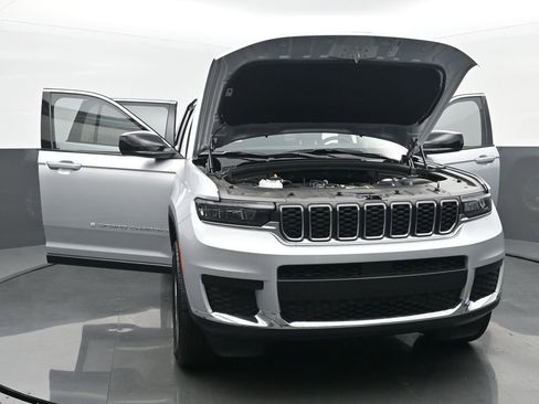 New 2025 Jeep Grand Cherokee L Laredo w/ Luxury Tech Group I image 56