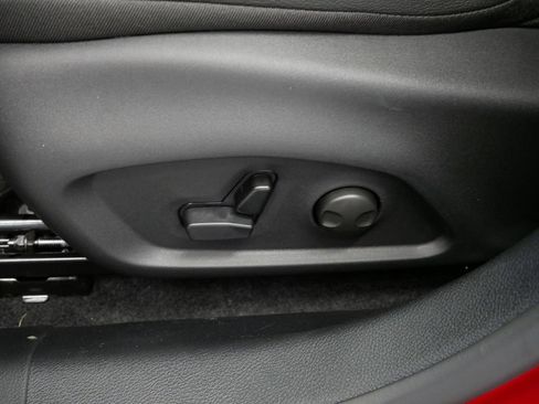 New 2025 Jeep Compass Limited image 18