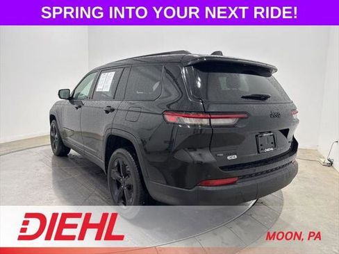 Certified 2023 Jeep Grand Cherokee L Limited w/ Black Appearance Package AWD/4WD image 5