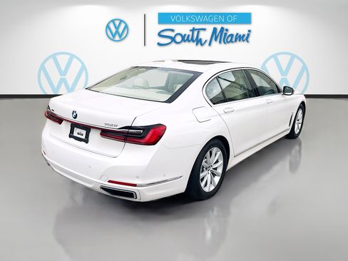 Used 2020 BMW 750i xDrive image 7