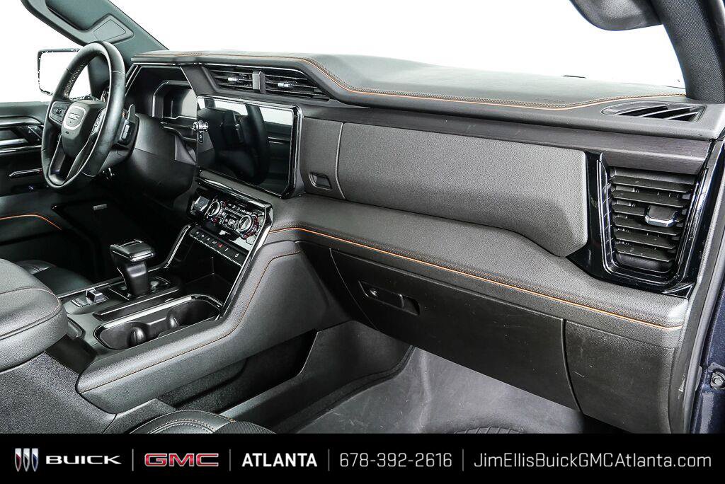 Used 2024 GMC Sierra 1500 AT4 w/ Technology Package AWD/4WD image 25
