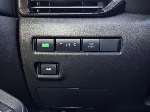 Used 2024 Nissan Sentra SV image 21