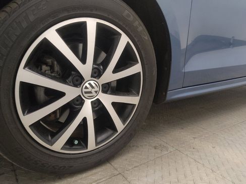 Used 2018 Volkswagen Jetta SE image 31