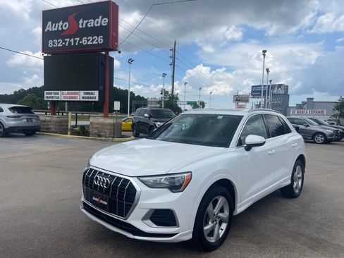 Used 2020 Audi Q3 2.0T Premium AWD/4WD image 4