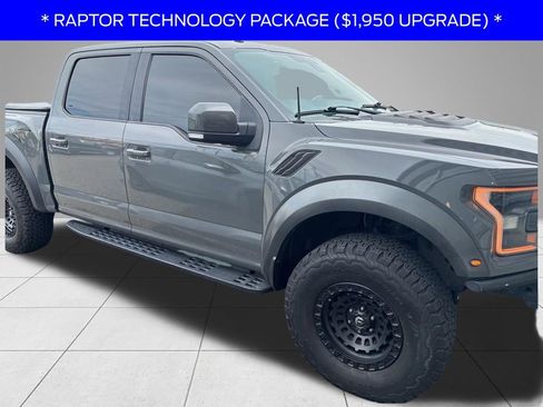 Used 2018 Ford F150 Raptor w/ Equipment Group 802A Luxury AWD/4WD image 3