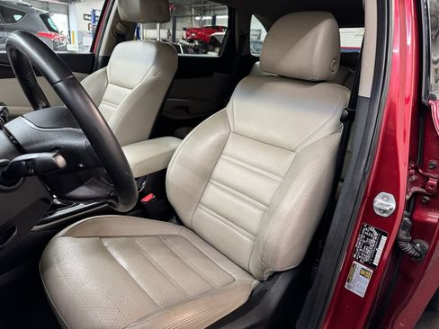 Used 2019 Kia Sorento EX AWD/4WD image 16