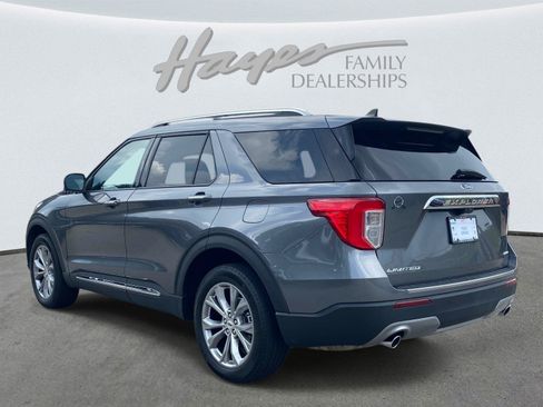 Used 2023 Ford Explorer Limited w/ Equipment Group 301A AWD/4WD image 9
