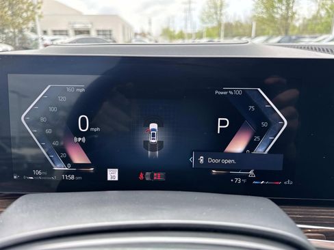 Used 2026 BMW X7 xDrive40i AWD/4WD image 32