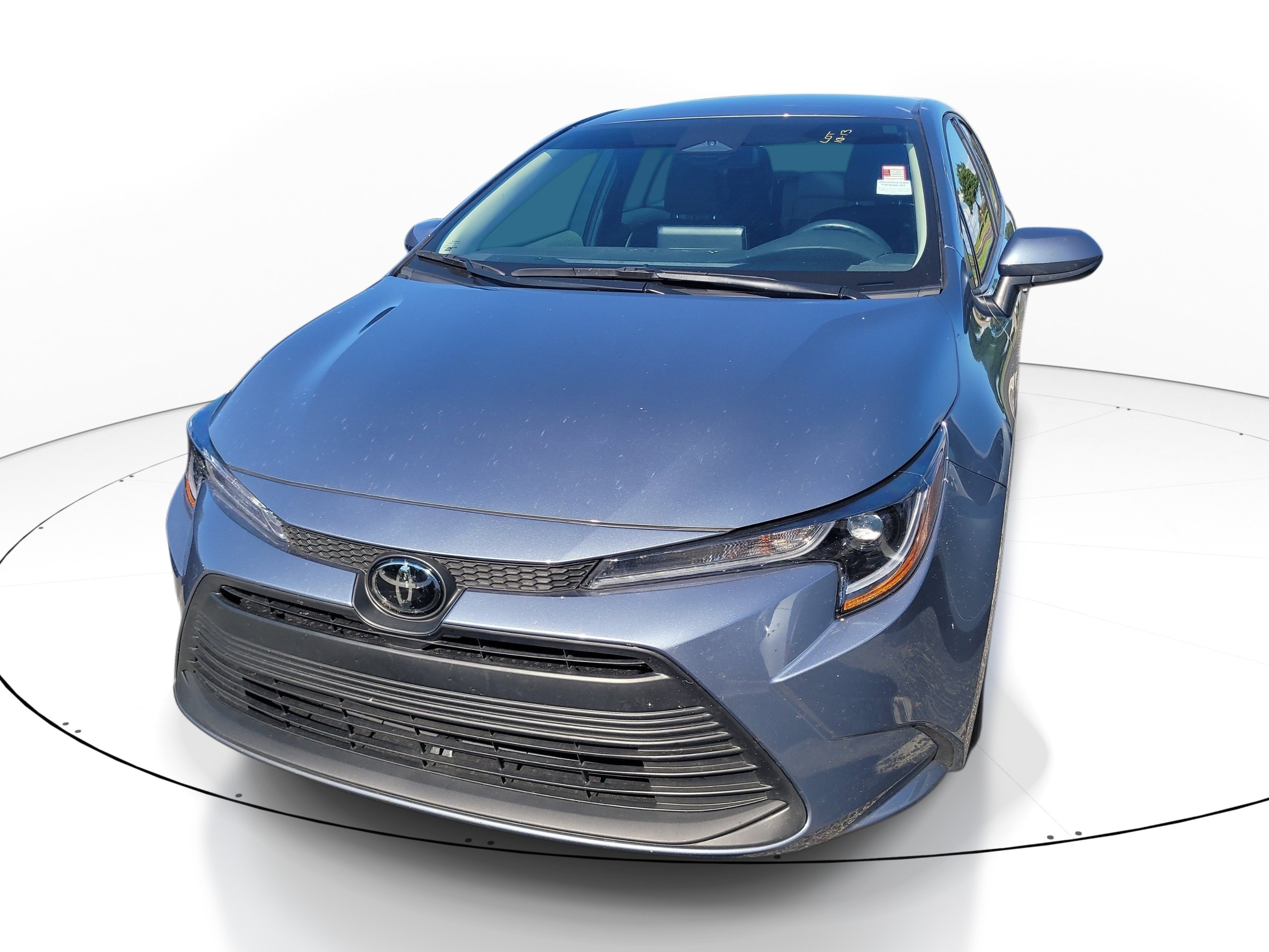 Used 2026 Toyota Corolla LE FWD image 2