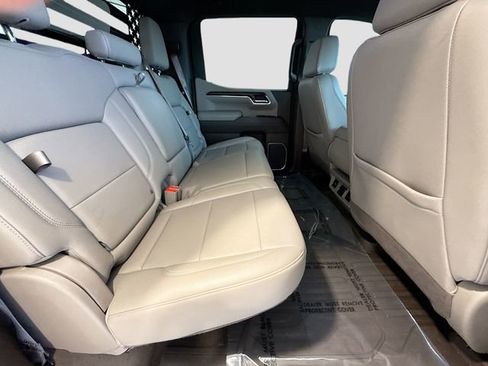 Used 2022 GMC Sierra 1500 SLT image 22