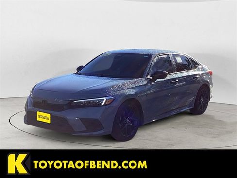 Used 2024 Honda Civic Sport image 1