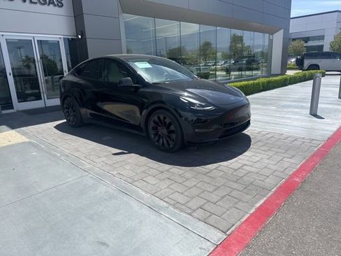 Used 2022 Tesla Model Y Performance AWD/4WD image 3