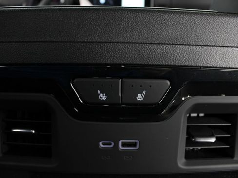 New 2026 GMC Sierra 1500 AT4 AWD/4WD image 22