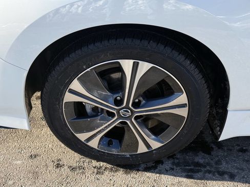 Used 2021 Nissan Leaf SL Plus image 31