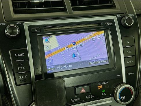 Used 2012 Toyota Camry SE w/ Convenience Pkg FWD image 19