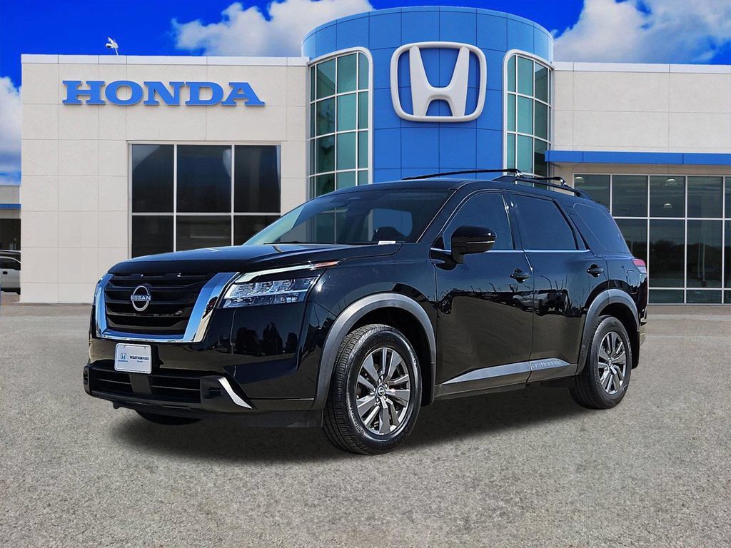 Used 2022 Nissan Pathfinder SV FWD image 7