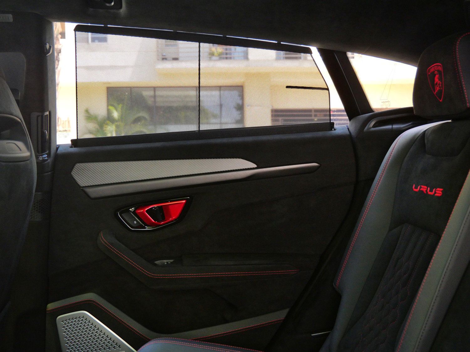 Used 2024 Lamborghini Urus Performante AWD/4WD image 18