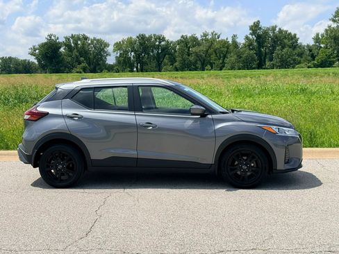 Used 2024 Nissan Kicks SV FWD image 34