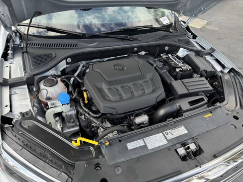 Used 2020 Volkswagen Passat 2.0T R-Line image 37