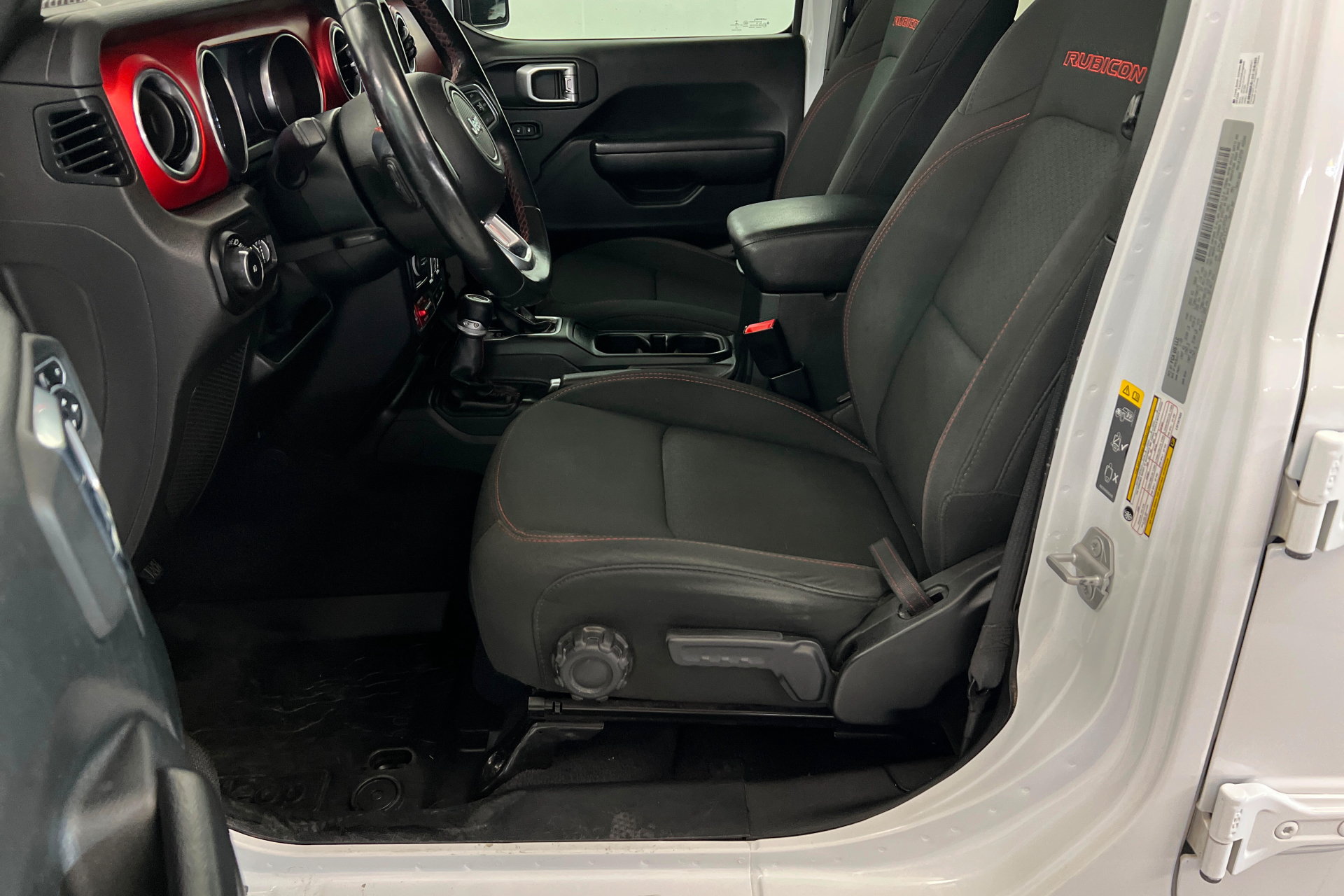 Used 2020 Jeep Wrangler Unlimited Rubicon AWD/4WD image 18