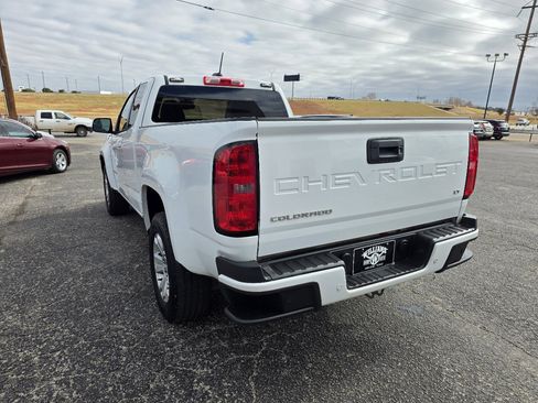 Used 2022 Chevrolet Colorado LT w/ Fleet Safety Package image 5