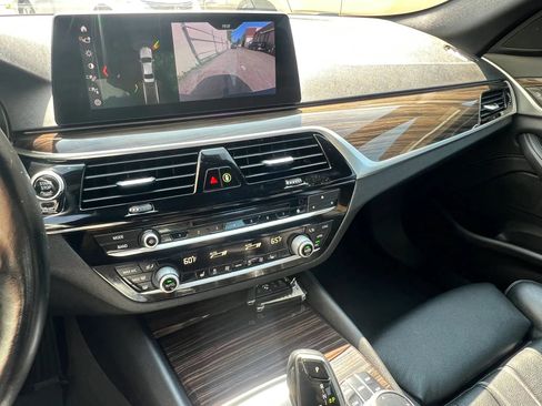 Used 2019 BMW 540i xDrive AWD/4WD image 23
