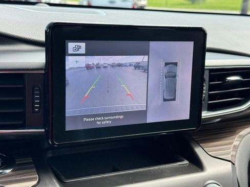 Used 2020 Ford Explorer Limited w/ Class III Trailer Tow Package AWD/4WD image 24