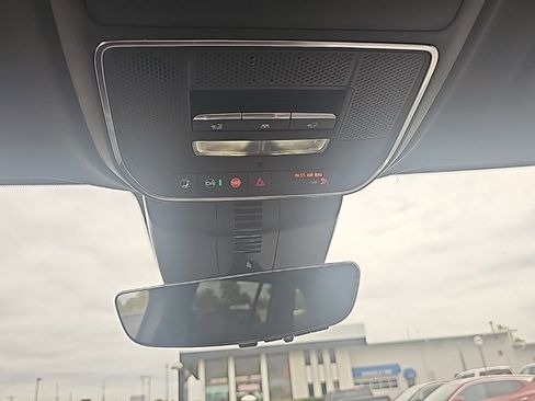 Used 2025 Buick Enclave Avenir w/ Super Cruise Package image 26