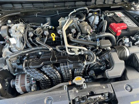 Used 2022 Nissan Altima 2.5 SV FWD image 28