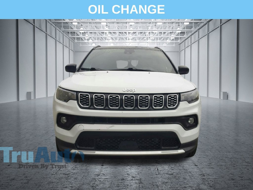 Used 2024 Jeep Compass Limited AWD/4WD image 2