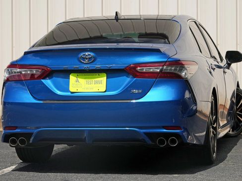Used 2018 Toyota Camry XSE w/ Protection Package (Q2) FWD image 4