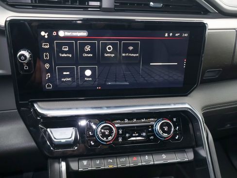 New 2026 GMC Sierra 2500 Denali w/ Denali Reserve Package image 17