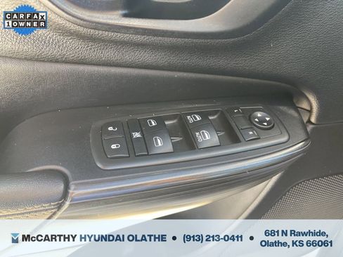 Used 2016 Jeep Cherokee Limited image 36