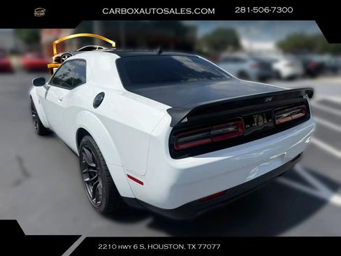 Used 2020 Dodge Challenger R/T Scat Pack RWD image 3