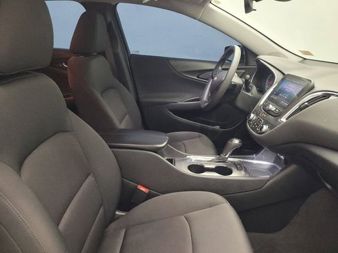 Used 2020 Chevrolet Malibu LT FWD image 21
