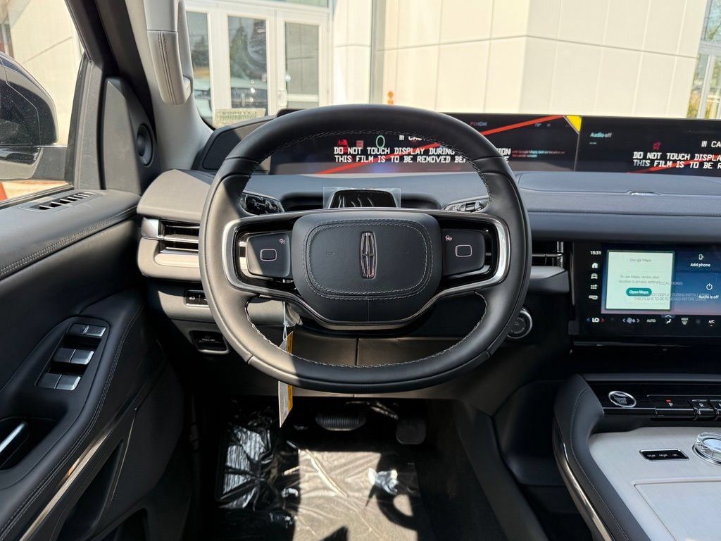 New 2027 Lincoln Navigator Premiere AWD/4WD image 10