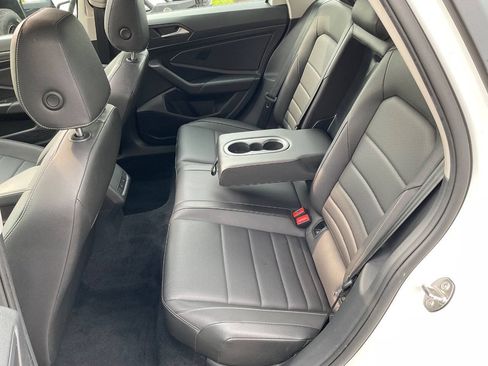 Used 2021 Volkswagen Jetta SEL FWD image 14