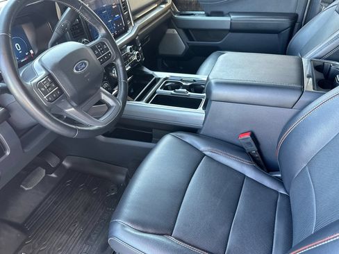 Used 2024 Ford F250 Lariat w/ Lariat Ultimate Package AWD/4WD image 10