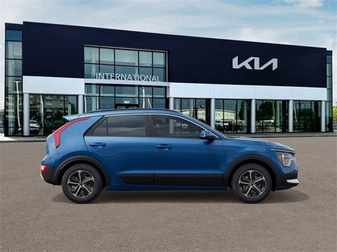 New 2026 Kia Niro EX image 7