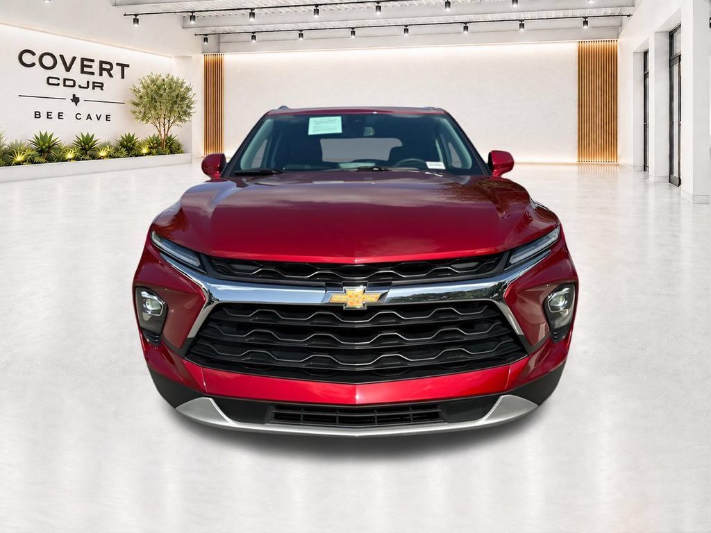 Used 2024 Chevrolet Blazer LT w/ Convenience Package FWD image 8