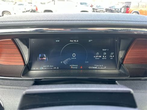 Used 2022 Lincoln Navigator Reserve w/ Equipment Group 201A image 15